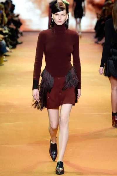 Look 26